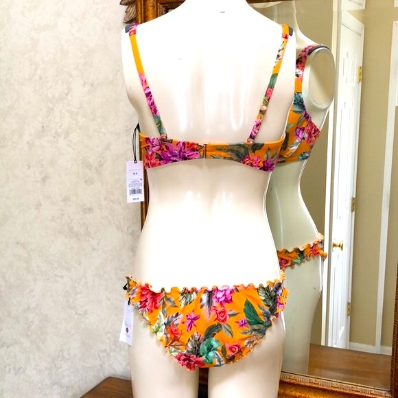 New Shade and Shore 2 piece bikini.  Size 34D top & M(8-10) bottoms. Floral. - Picture 6 of 16